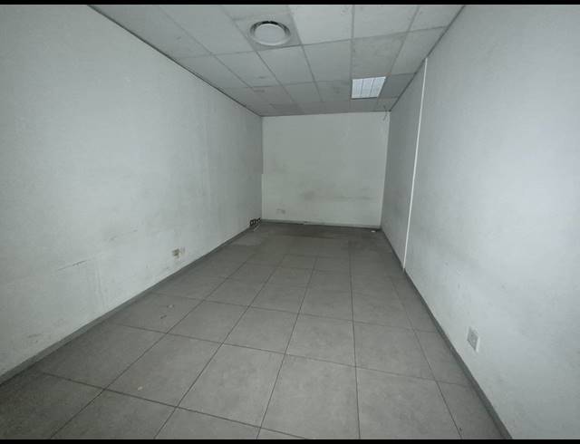 1,297M² RETAIL TO LET IN RIVONIA